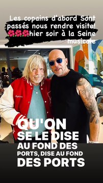 A commencer par Renaud, en bomber rouge, le sourire en coin et une mine superbeRenaud est venu rendre visite à Pascal Obispo à la Seine musicale