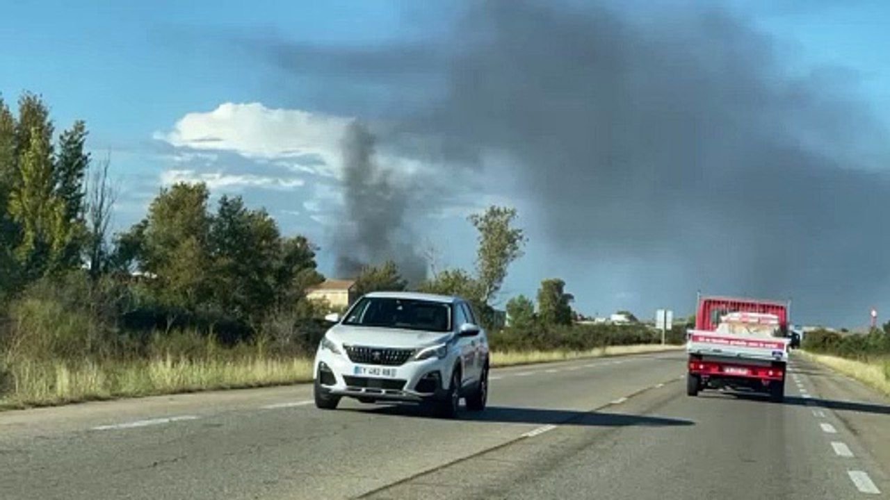 Istres. Un incendie en cours du côté de la Zone...