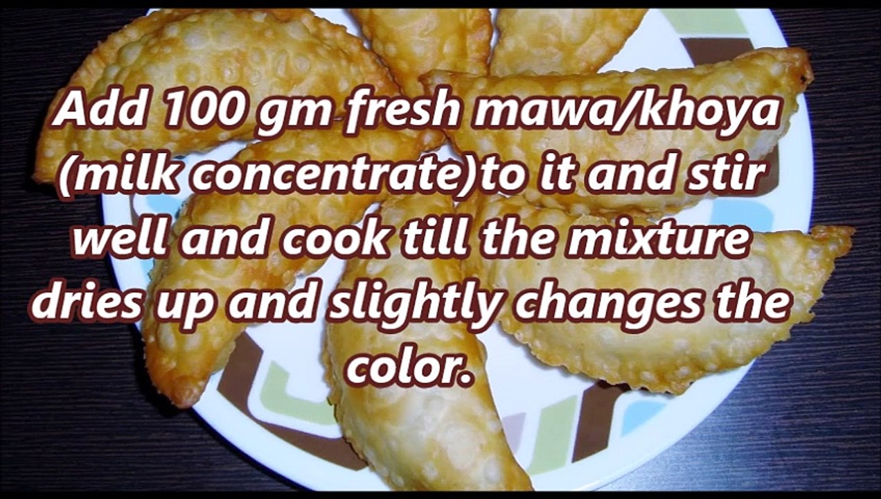 Apple Gujiya