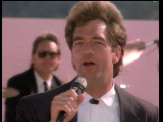 Huey Lewis & The News - Perfect World