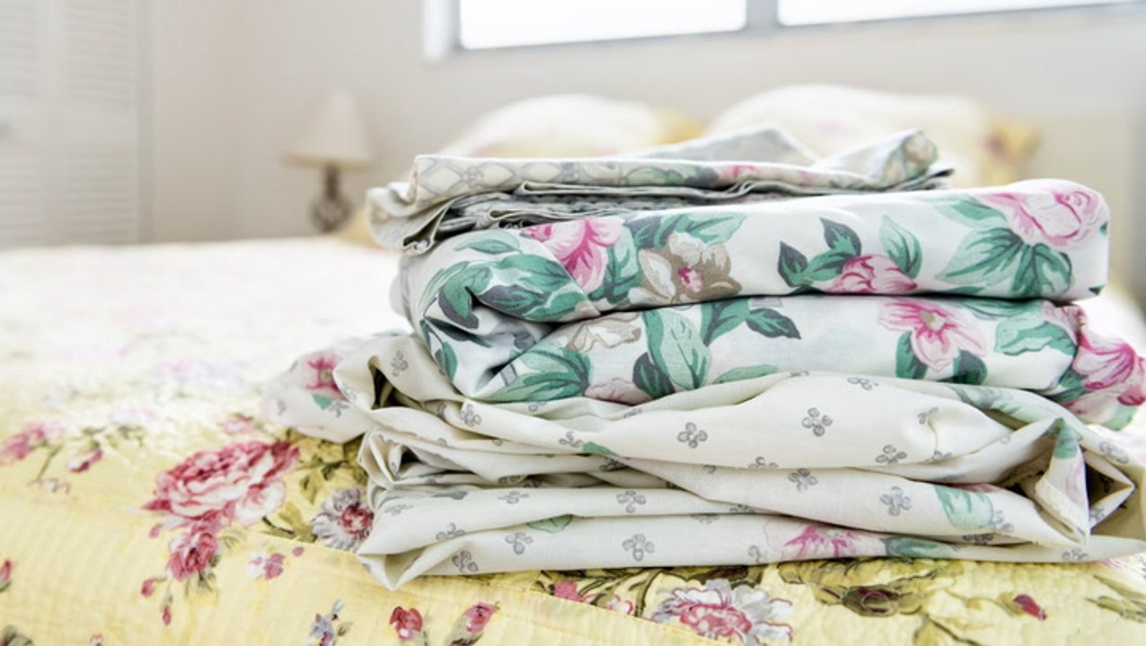 How Often You Should Change Your Bed Sheets, According To An Expert