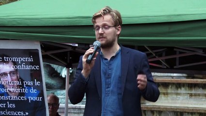 Martine soutient le Docteur Louis Fouché. Paris/France - 19 Octobre 2023