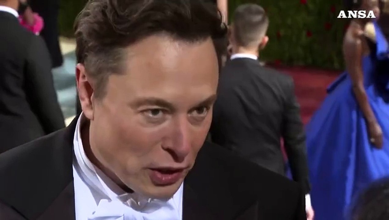 Economia, l'allarme di Musk: "Temo una crisi come nel 2009"