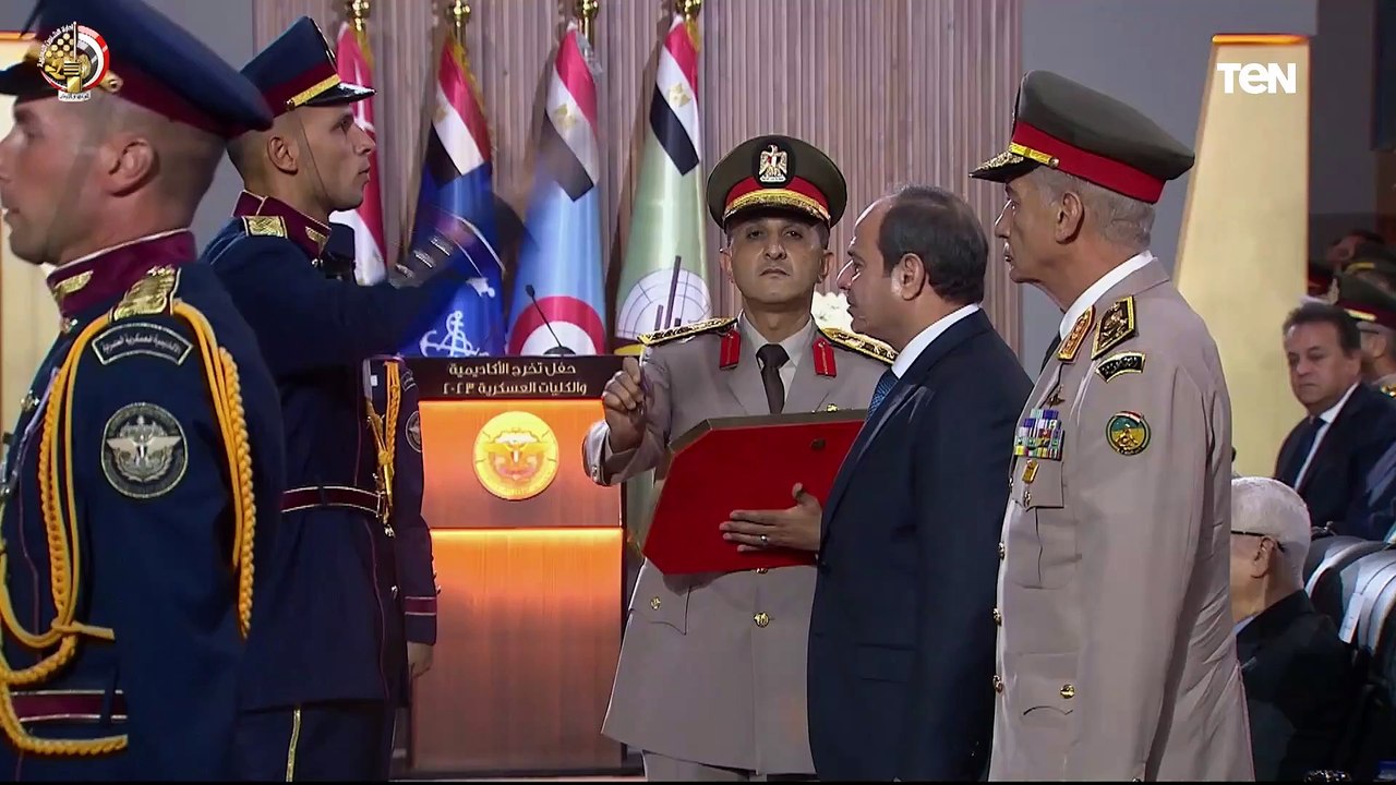 شعور ما يتوصفش وفخورين بيه.. لقاء خاص مع الأول على الكلية الفنية العسكرية وأسرته