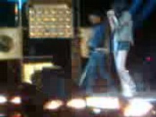 URA fever - the kills 18/03/08