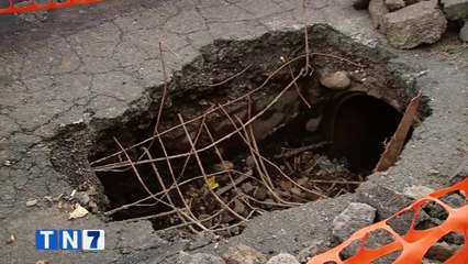 tn7-Conavi-intervendrá-hueco-donde-cayeron-policía-de-tránsito-y-motociclista-201023