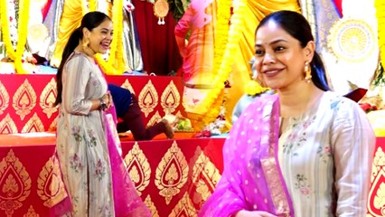 Navratri 2023: Sumona Chakravarti Visits Durga Puja Pandal In Mumbai