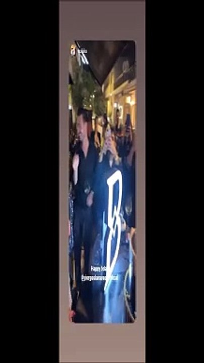 Τα... φαντασμαγορικά γενέθλια του Γιώργου Καράβ...