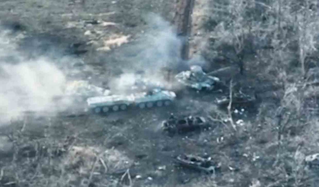 'Beeindruckende Bilder' aus Avdiivka: Ukrainische Soldaten zerstören schwere Ausrüstung und russische Invasionskräfte.