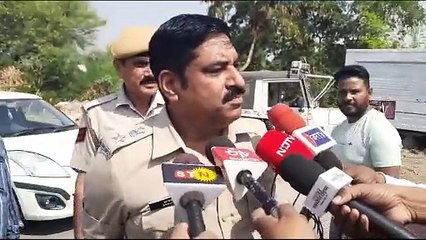 दायीं मुख्य नहर में बहे पांच जने, तीन को बचाया, दो की तलाश जारी