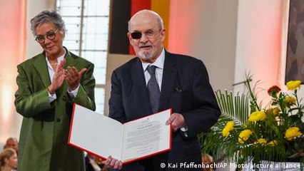Rushdie wins Peace Prize of German Book Trade