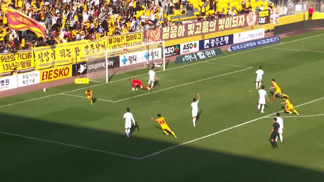 '이건희 결승 골' 광주, 선두 울산 잡고 3연승 / YTN