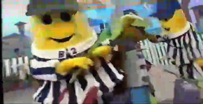 Bananas in Pyjamas Bananas in Pyjamas E046 Holiday Time