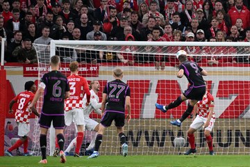 AR BUN MAI FCB 3MHL 231021