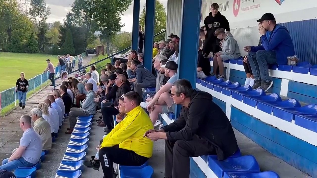 Mecz piłki nożnej Niwa - MKS Trzebinia