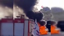 Voiture garée brûlée dans les flammes à Tavşanlı