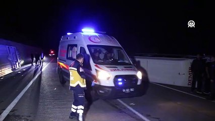 İki işçi servisi çarpıştı: 28 kişi yaralandı