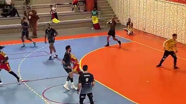 Images maritima: quelques actions du match Martigues Handball Dreux Vernouillet