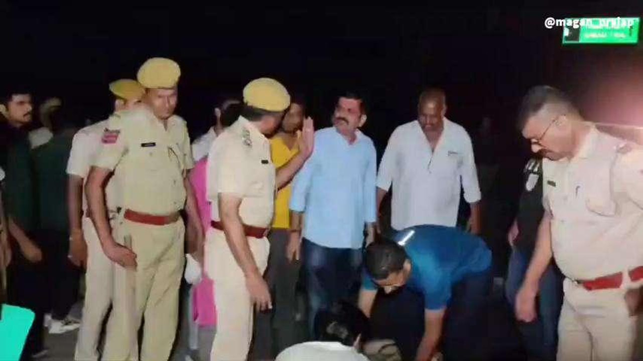 सिरोही: भीषण सड़क हादसा, तीन जनों की मौत, एक गंभ...