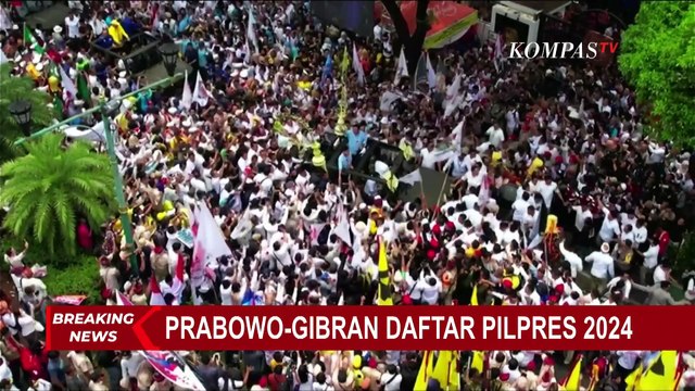 Ini Makna Kain Tenun Sumba dari KPU untuk Bakal Capres-Cawapres
