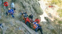 Doğa gezisinde canından oluyordu Kasni Dağı'nda kayalıklardan düştü, ekiplerin müdahalesiyle kurtarıldı