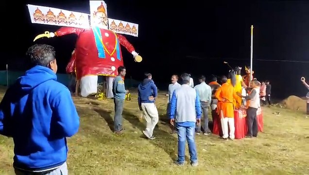 धू- धू कर जले अहंकारी रावण, जिले के अंजनिया में धूमधाम से मनाया गया विजयदशमी का पर्व