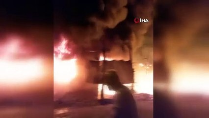 Ahşap ev alev alev yandı