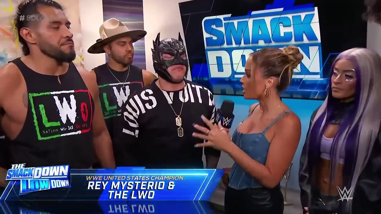 Roman Reigns has to stand across the ring from LA Knight： SmackDown LowDown, Oct. 21, 2023