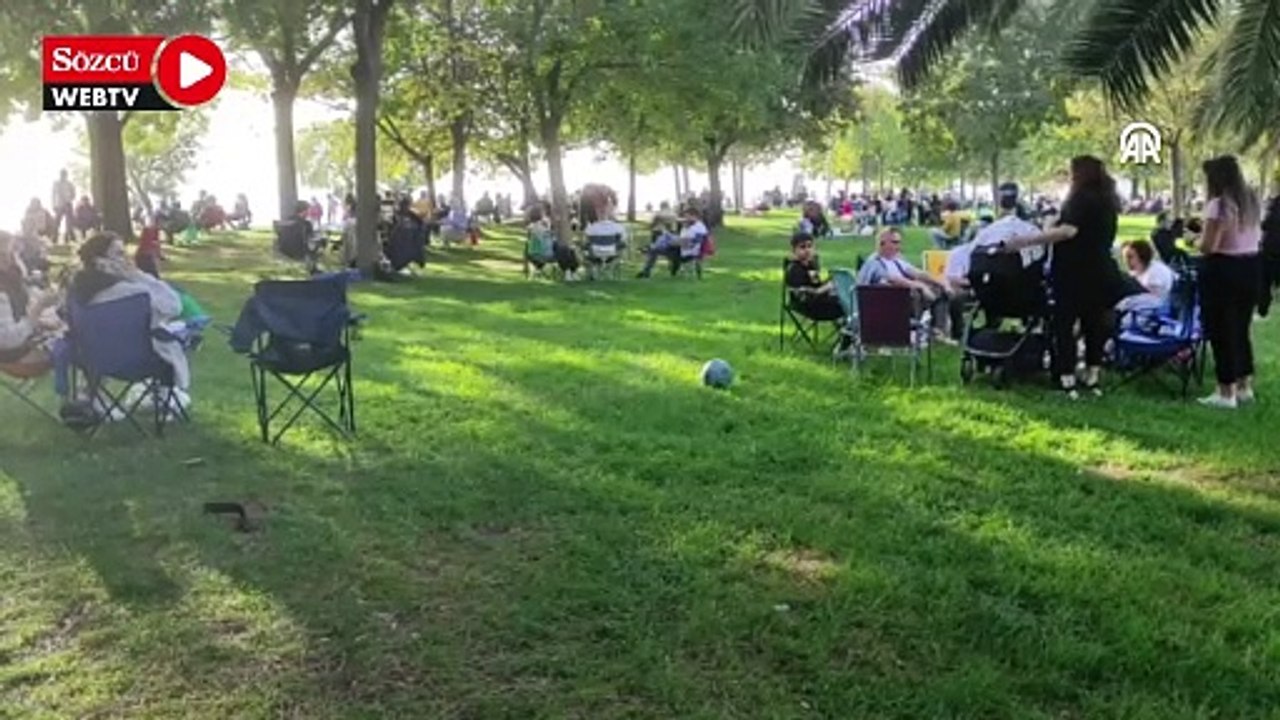 İstanbul'da güneşli havayı fırsat bilenler sahillere akın etti