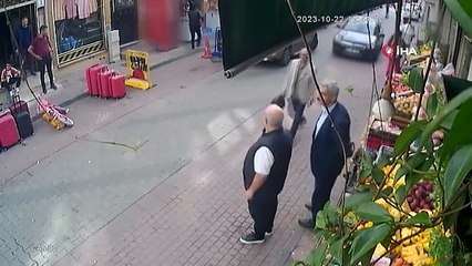 Fatih'te Arkadaşını Silahla Vuran Şahıs Teslim Oldu