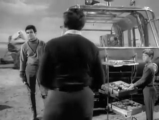 Perdidos en el espacio capitulo 11 Pidan Una Gracia