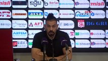Kasımpaşa Teknik Direktörü Kemal Özdeş: 'Bu oyunu oynamazsanız buradan puan almak zor'