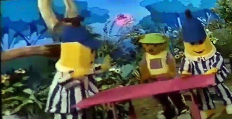 Bananas in Pyjamas Bananas in Pyjamas E056 Dinner Party