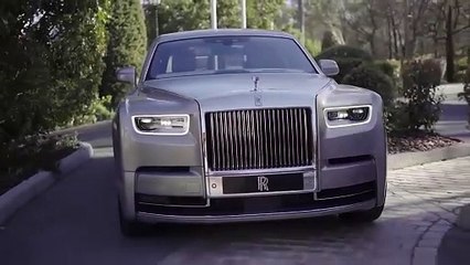 Quel confort dans ces voitures de lux!!  Appréciez le design intérieur