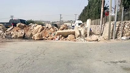 İsrail, Batı Şeria'da Filistinlilerin Kudüs'e girişini engelliyor