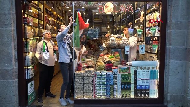 GAZZELİ KARİM ABUFOOL AİLEMİN HEPSİ BİR ANDA ÖLMESİN DİYE AYNI YERDE KALMIYORLAR