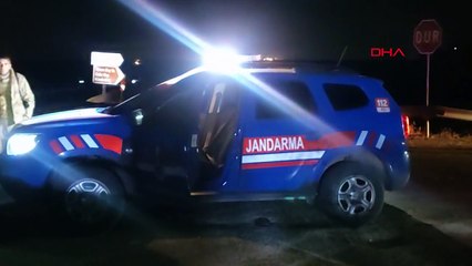 Diyarbakır'da Hafif Ticari Araç ile Otomobil Çarpıştı: 2'si Ağır 6 Kişi Yaralandı