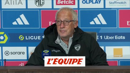 Tải video: Pascal Gastien (Clermont) : « C'est une victoire collective » - Foot - Ligue 1