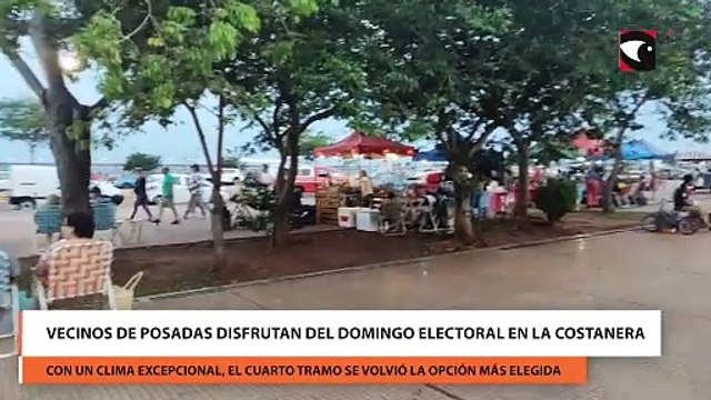 Vecinos de Posadas disfrutan del domingo electoral en la costanera