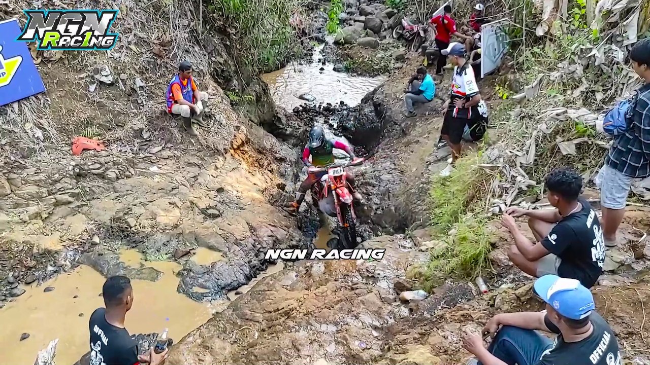 HARD ENDURO, LINTASAN KALI TANPA AMPUN SEMUA KESULITAN SAMPAI BENSIN HABIS