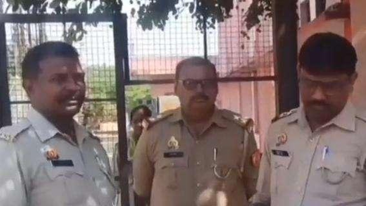 ललितपुर: अंत्येष्टि में शामिल होने जा रहे बाइक सवार और ट्रक की भिड़ंत, महिला की हुई मौत