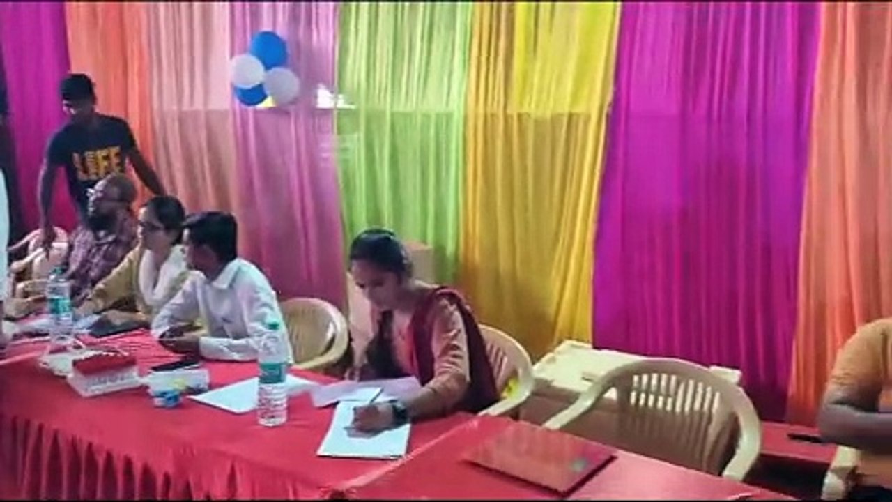 शिविर में 311 यूनिट रक्तदान, रक्तदाताओं को दिए हेलमेट