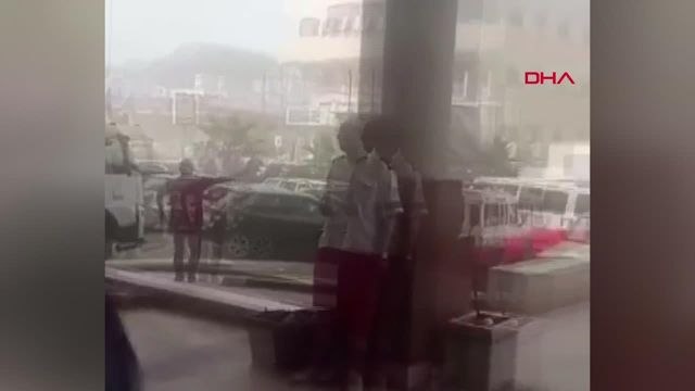 İsrail, Gazze'deki Al Quds Hastanesi'ne hava saldırısı düzenledi