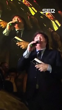 Massa y Milei tras la primera vuelta de las elecciones argentinas