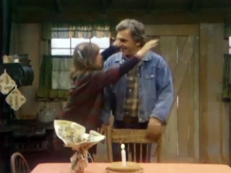 Watch Online Soap 1977 - 41