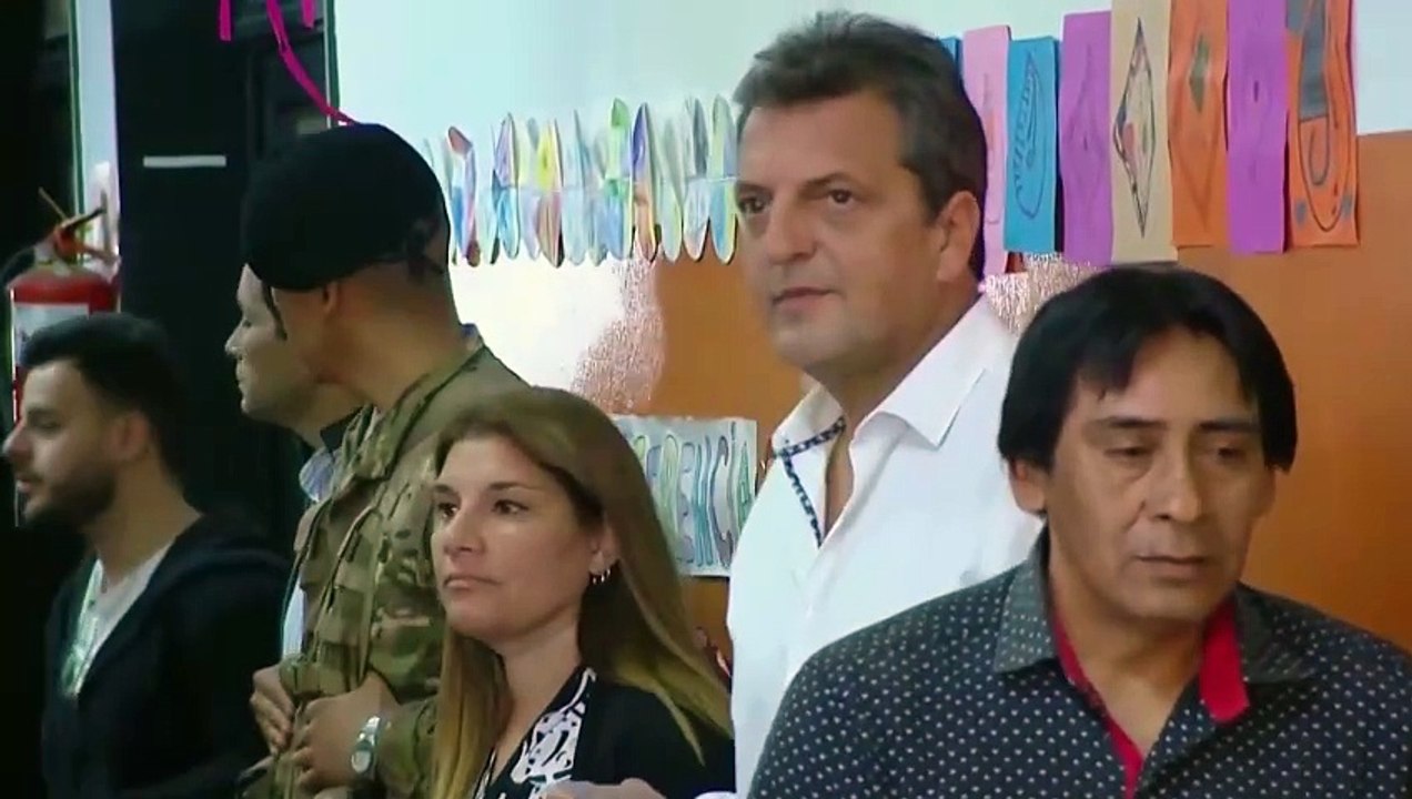 Argentina salta al vacío el peronista Massa gana las elecciones e irá a segunda vuelta con Milei