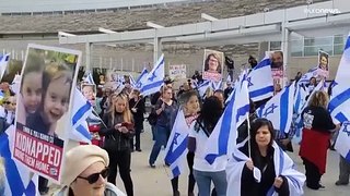 شاهد: مظاهرة مؤيدة للفلسطينيين وأخرى للإسرائيليين في الولايات المتحدة