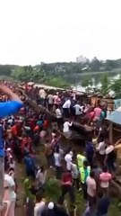 Accident de train au Bangladesh : 12 morts, de nombreux blessés