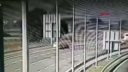 Opération antidrogue dans une voiture à Sakarya : 12 kilos de Bonzai et 1 081 comprimés saisis