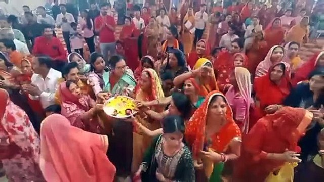 मंदिरों में हुई विशेष पूजा-अर्चना